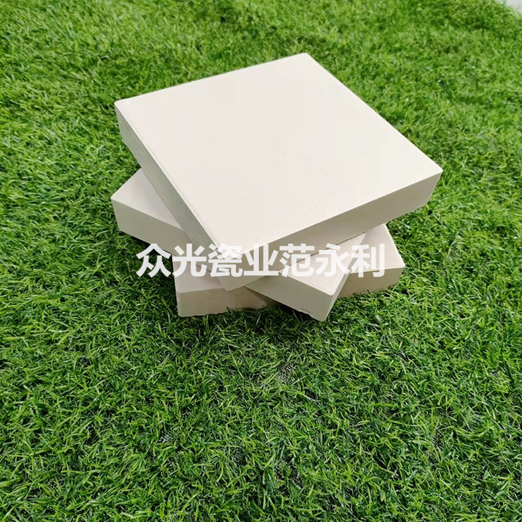 今天不說(shuō)耐酸磚，來(lái)看看陶瓷的解說(shuō)